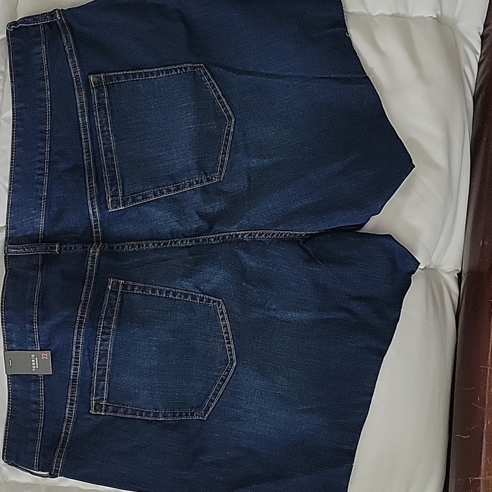 Torrid Shorts - Picture 2 of 5
